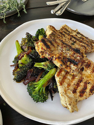 Grilled Chicken over Broccoli with Tomato Gravy